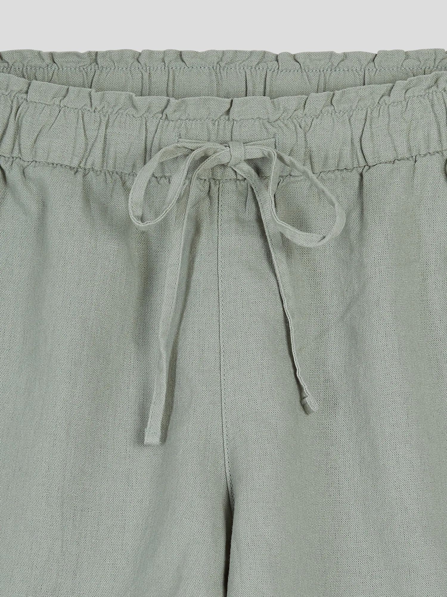 4" Mid Rise Linen Pull-On Shorts