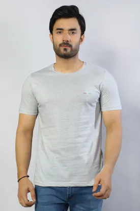 Basic T-Shirt