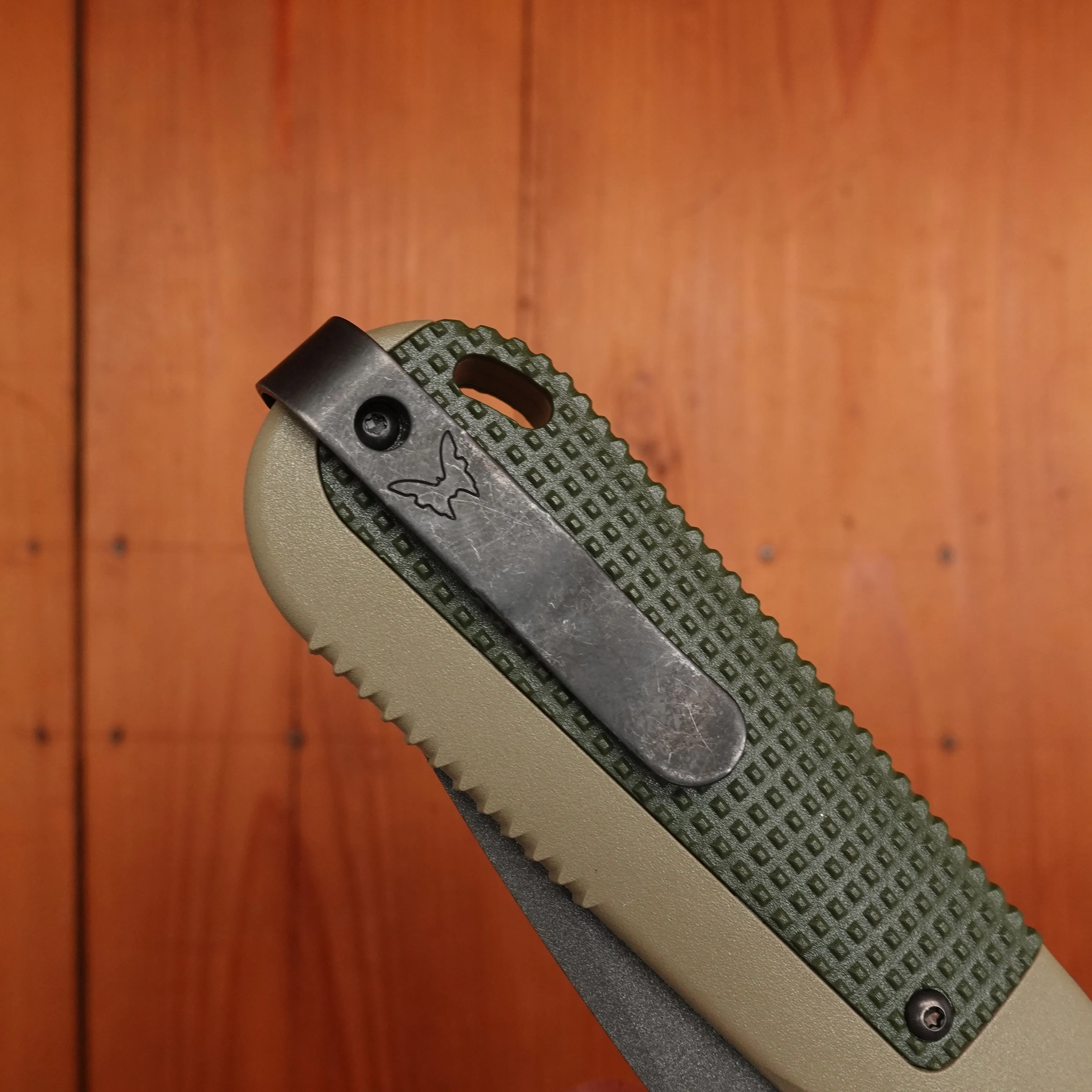 Benchmade 431BK-1 Redoubt Reverse Tanto CPM-D2 AXIS Lock Ranger Green/Forest Grivory Handle