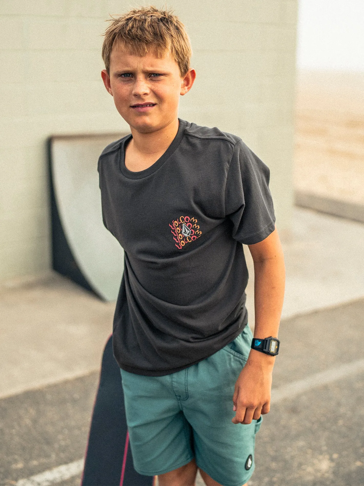 Big Boys Sticker Skull Short Sleeve Tee - Washed Black Heather