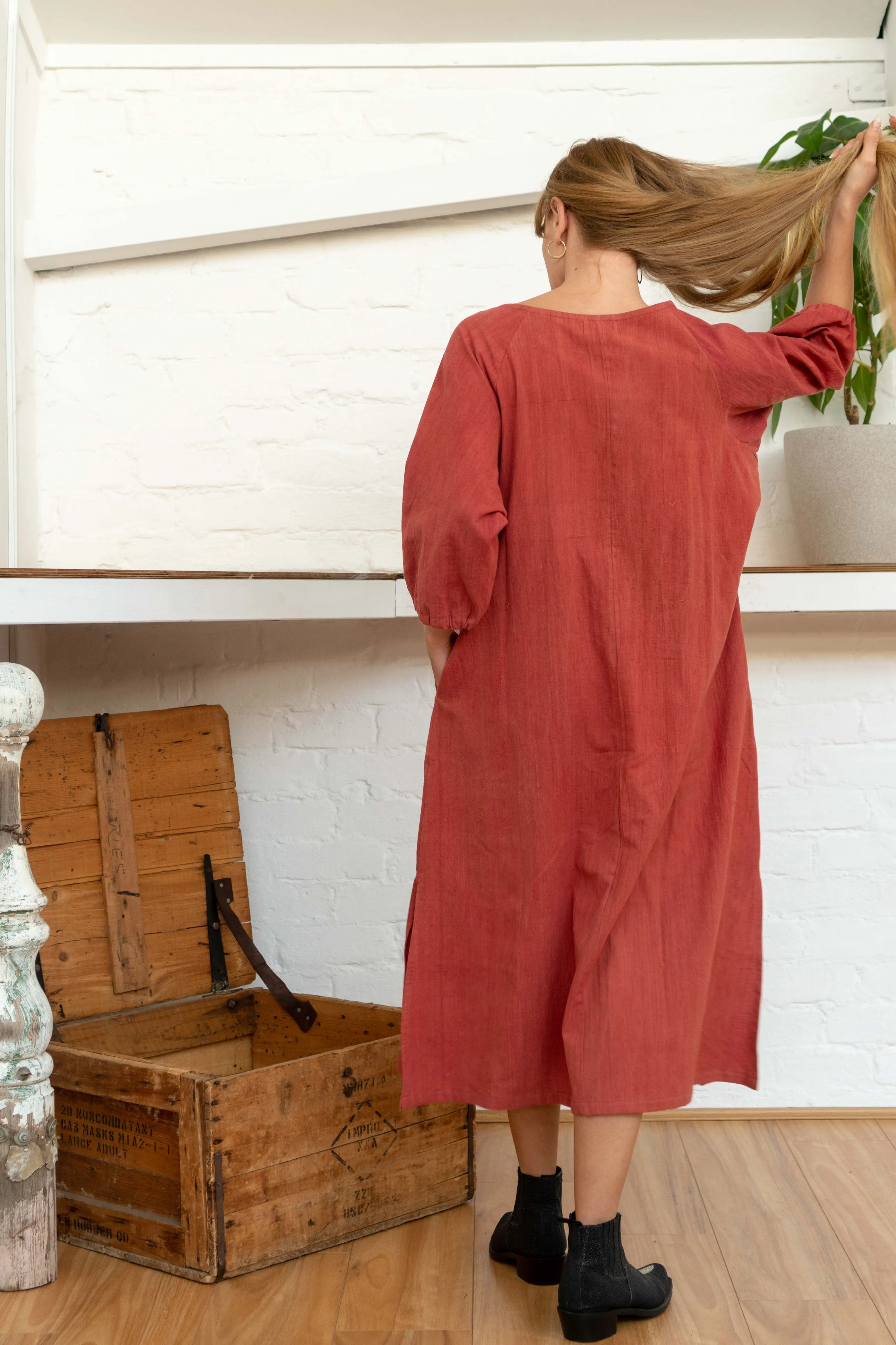 Buttoned Tie Long Dress Madder