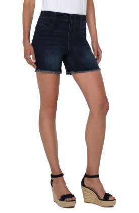 CHLOE SHORT WITH CAT EYE POCKETS