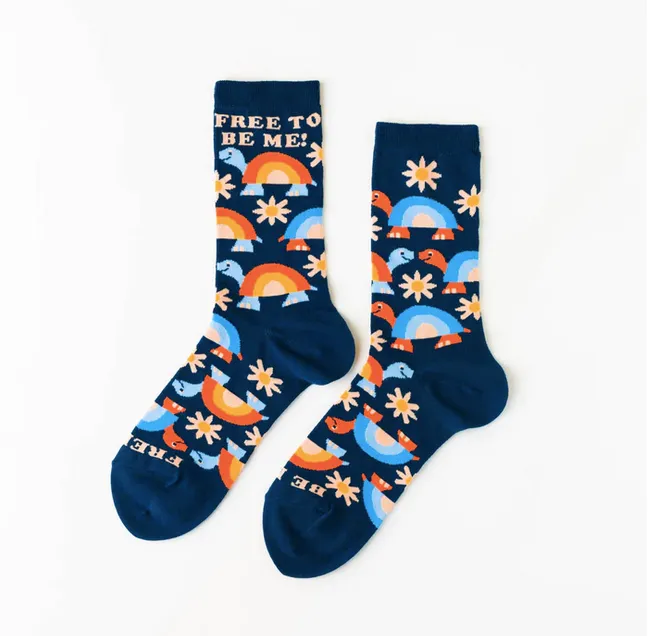 Free To Be Me Crew Socks - Women's