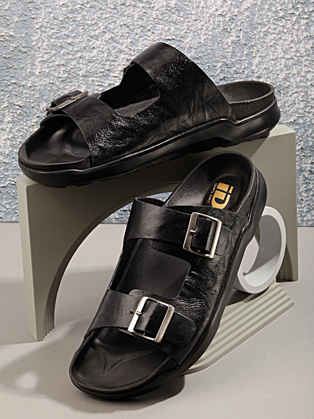 Men Black Sandal / Slipper (ID4224)