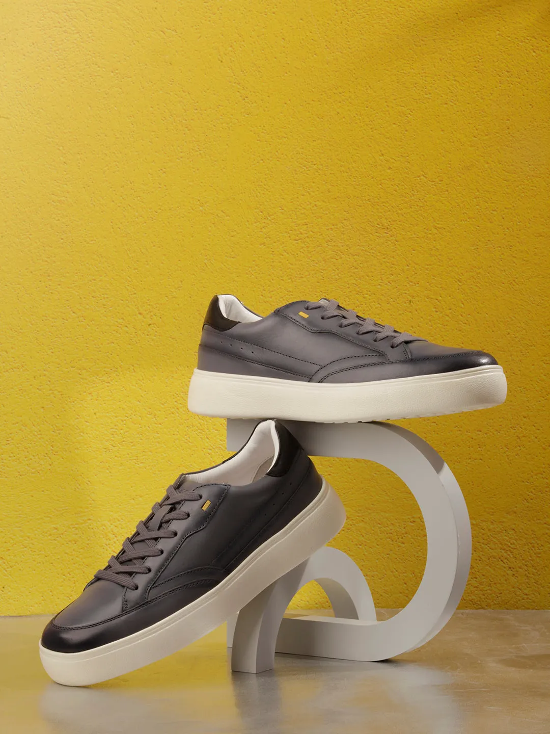 Men Grey Leather Sneaker (ID3091)