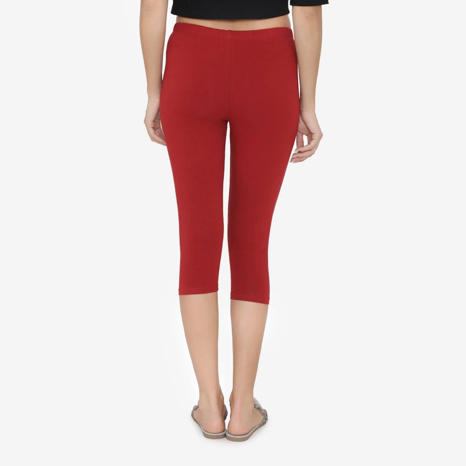 Women's Comfy Classy Capri Leggings - Maroon