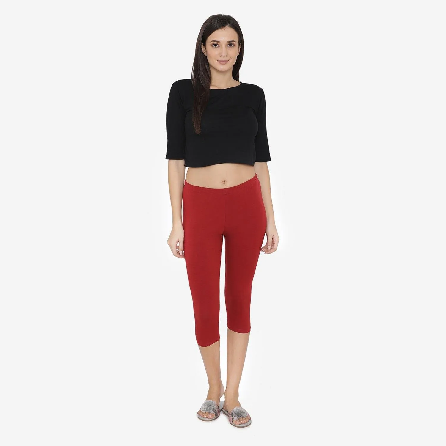 Women's Comfy Classy Capri Leggings - Maroon